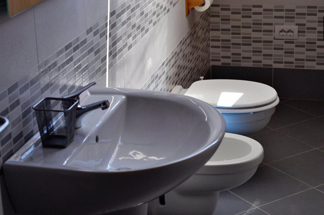 Il Tesoro Di Napoli B&B Exteriör bild